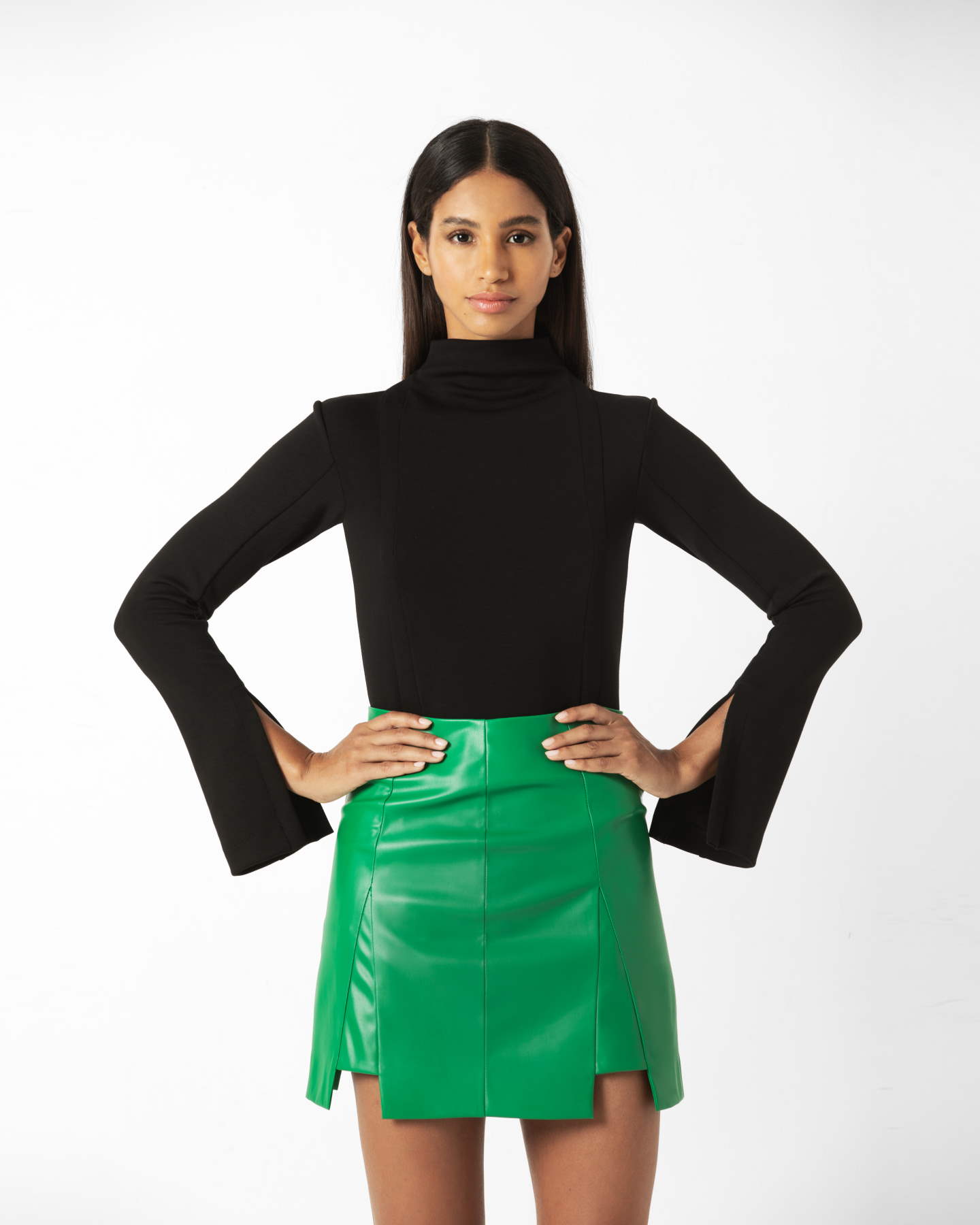 MINI SKIRT